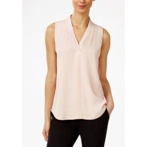 NWT Calvin Klein Sleevless V Neck Blouse. Flowy. Medium. Summer. Baby Pink.